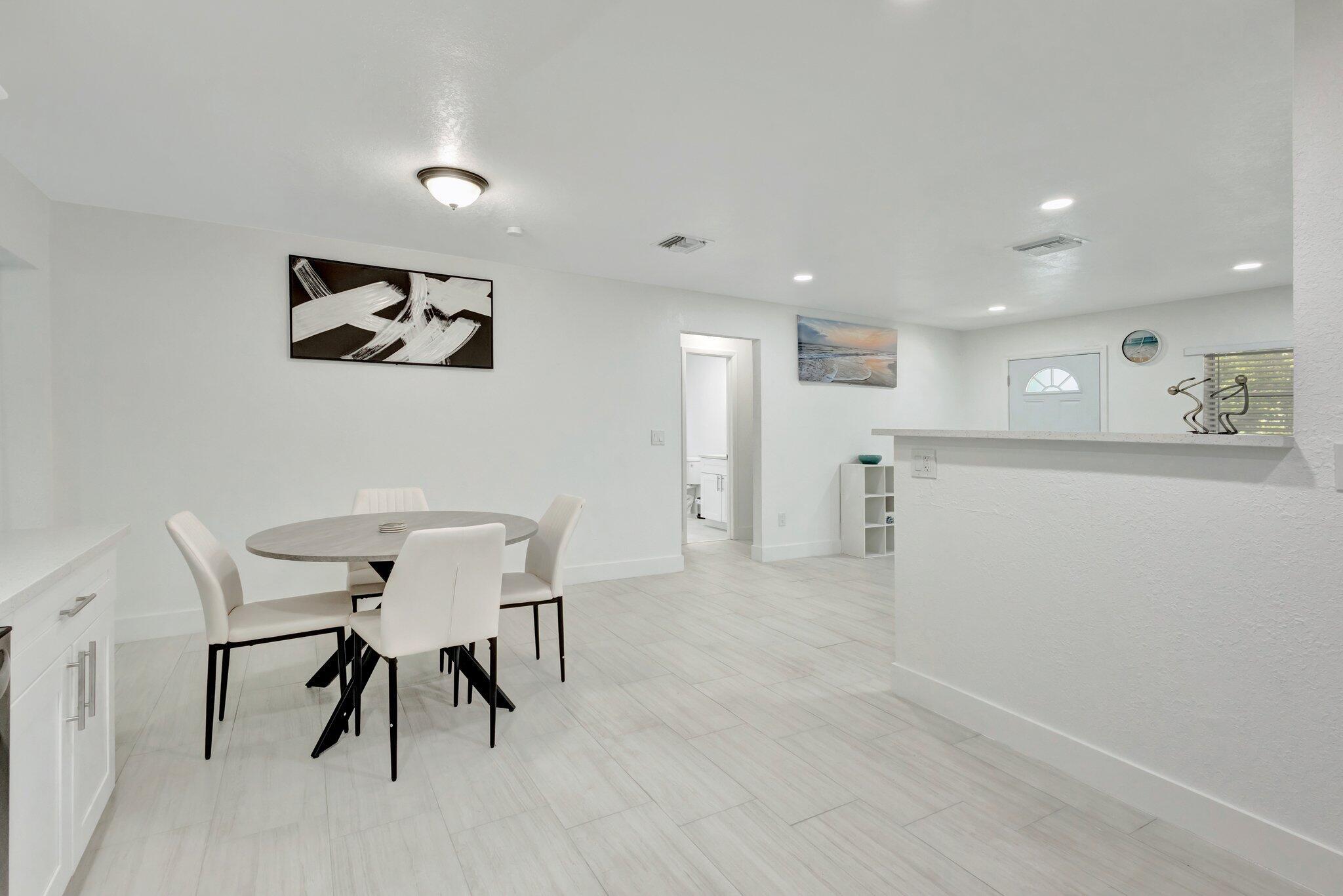 SKYLINE HEIGHTS - Residential Lease
