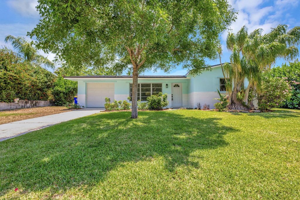 Photo of 3837 NE Melba Drive, Jensen Beach, FL 34957 (MLS # R11128657)