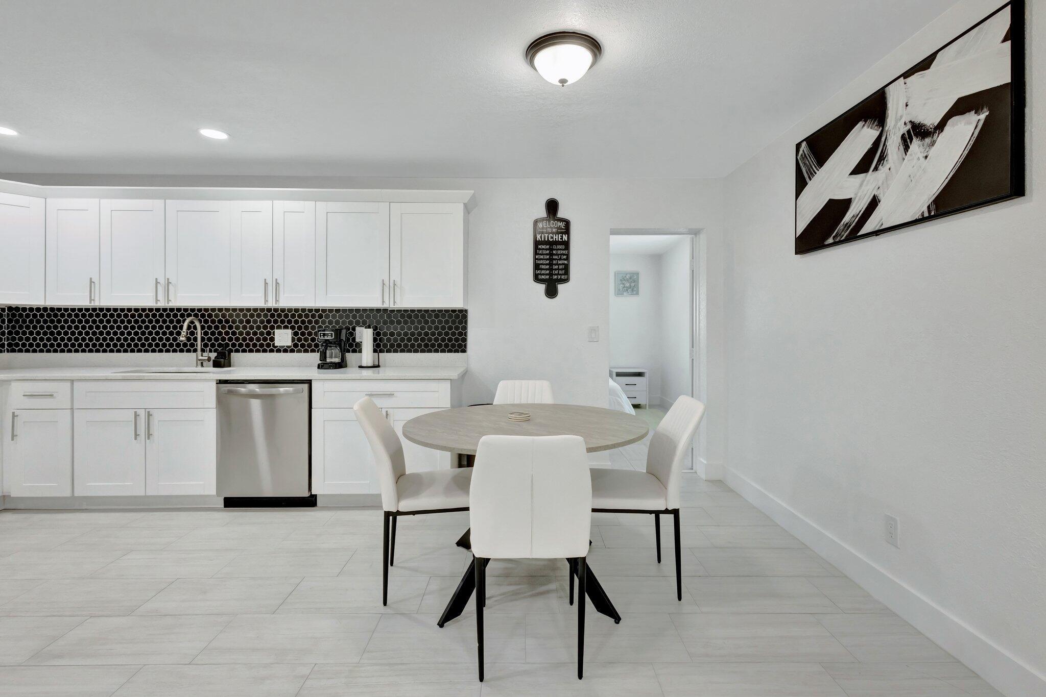 SKYLINE HEIGHTS - Residential Lease