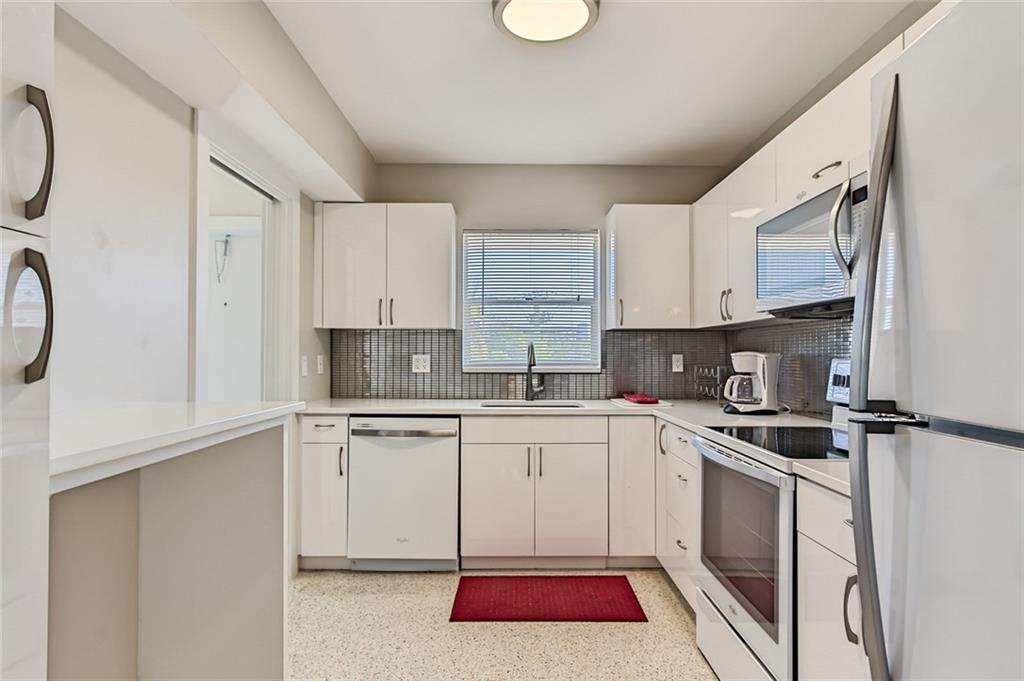 CORAL RIDGE - Residential Lease