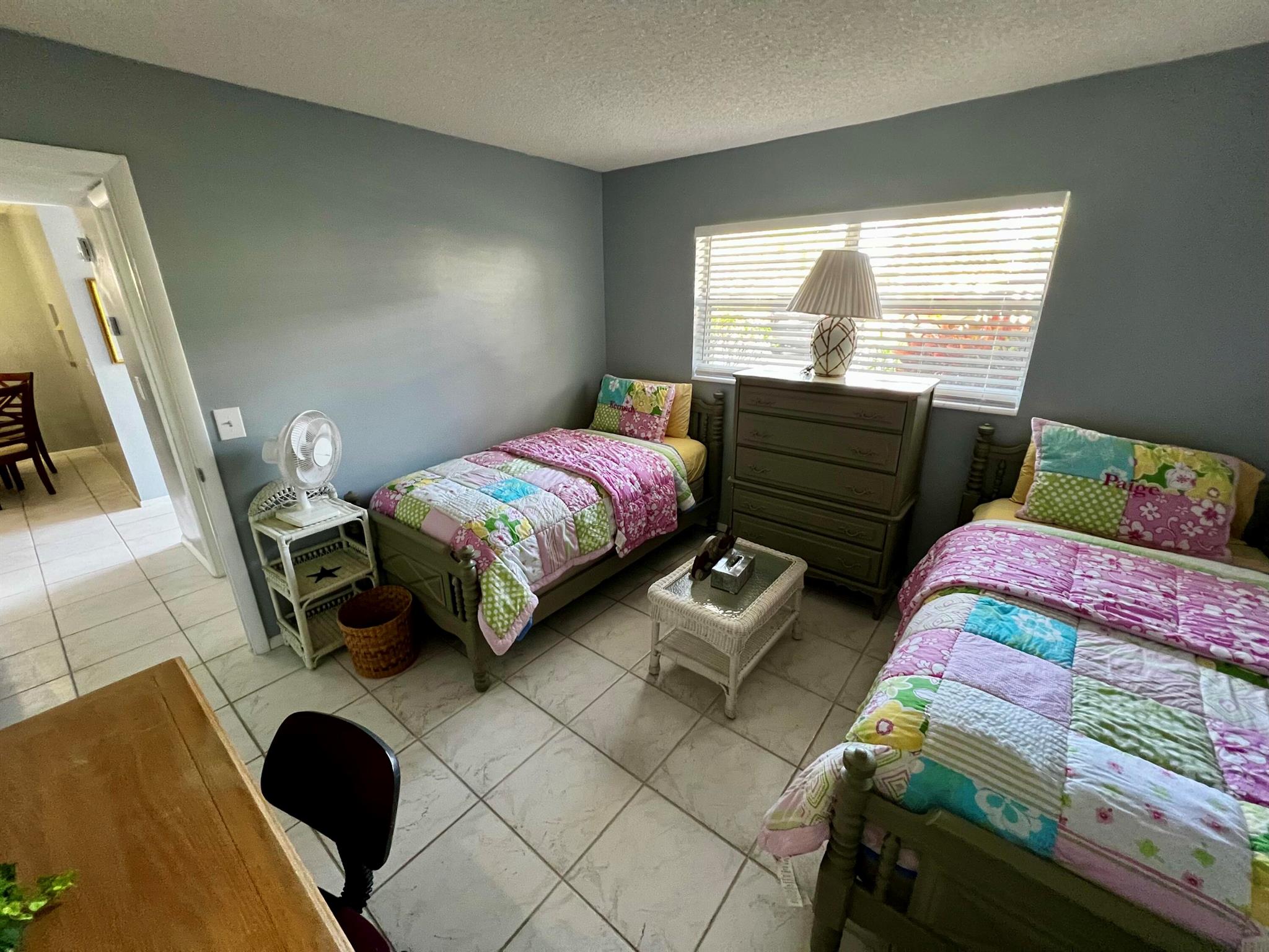 VILLAGE ROYALE CONDO 6 - Residential Lease