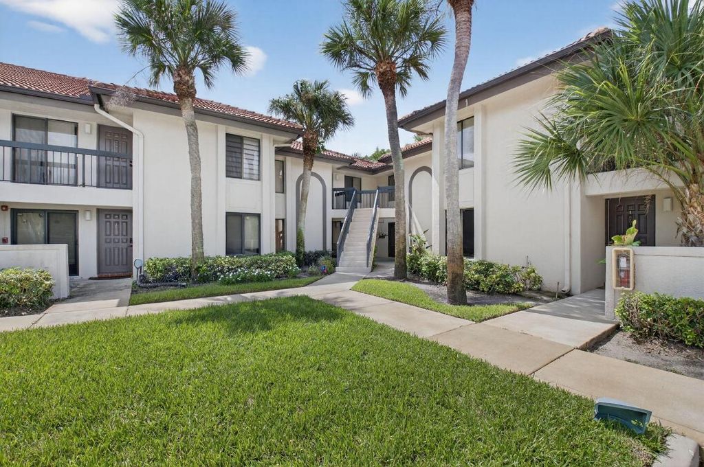 Photo of 5151 W Club Circle #205, Boca Raton, FL 33487 (MLS # R11089392)