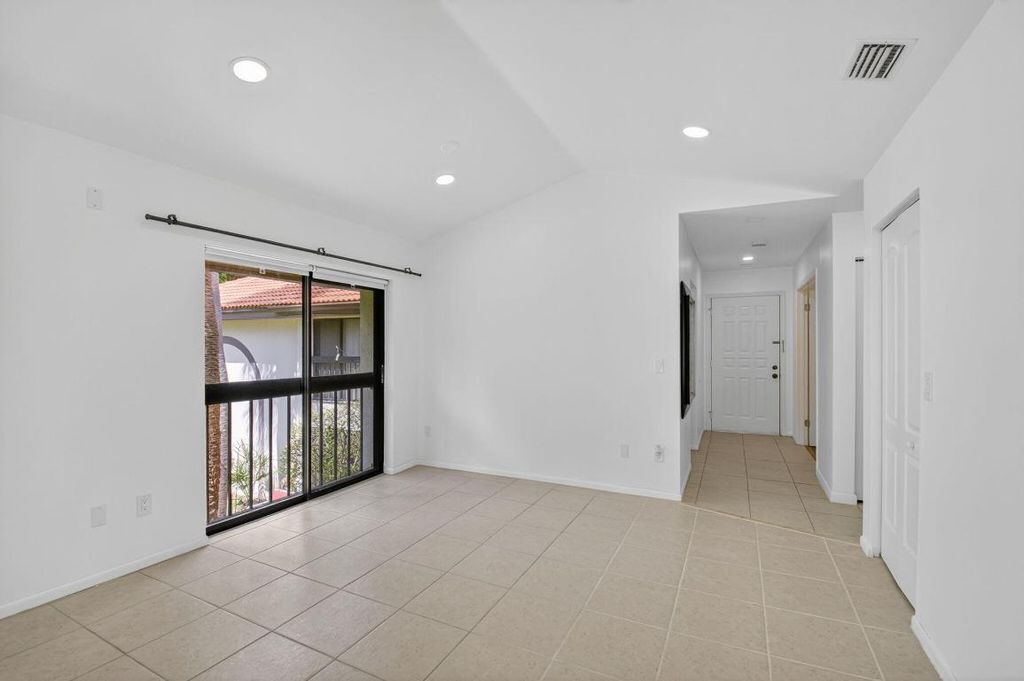 Photo of 5151 W Club Circle #205, Boca Raton, FL 33487 (MLS # R11089392)