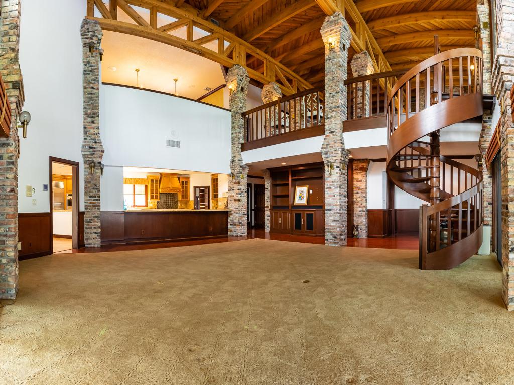 WOODFIELD HUNT CLUB II - Residential