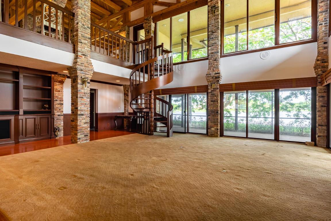 WOODFIELD HUNT CLUB II - Residential