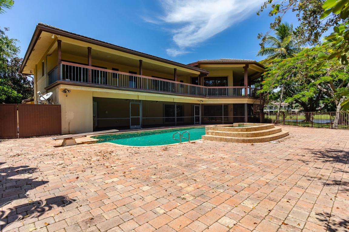 WOODFIELD HUNT CLUB II - Residential