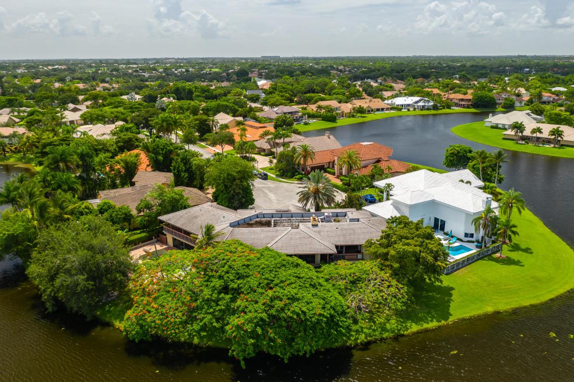 WOODFIELD HUNT CLUB II - Residential