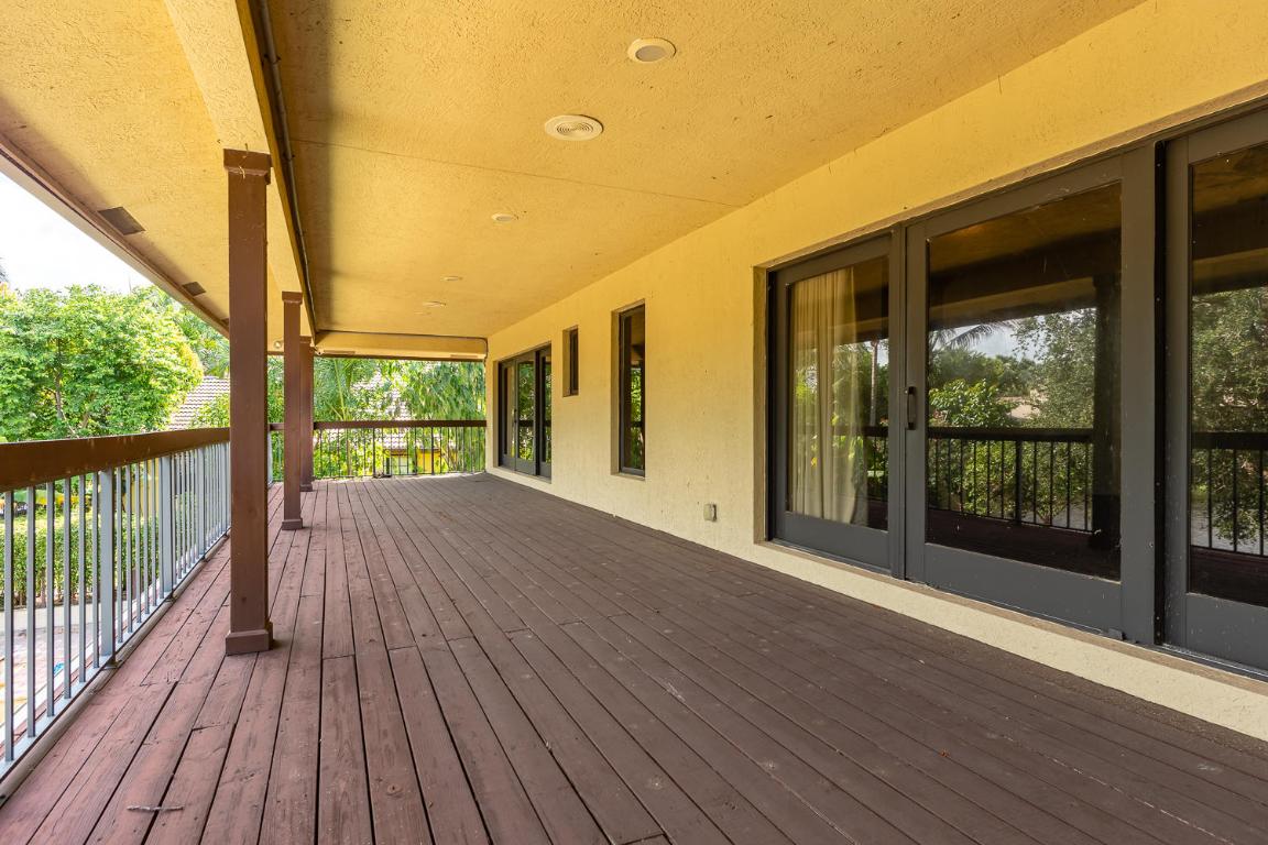 WOODFIELD HUNT CLUB II - Residential