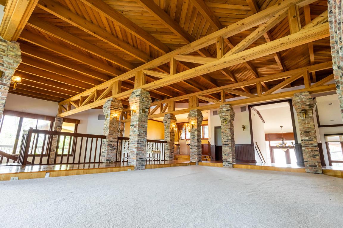 WOODFIELD HUNT CLUB II - Residential