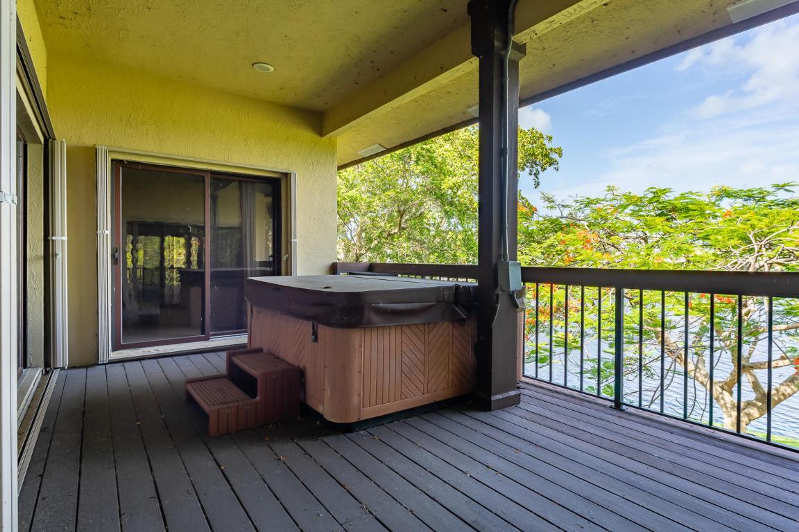 WOODFIELD HUNT CLUB II - Residential