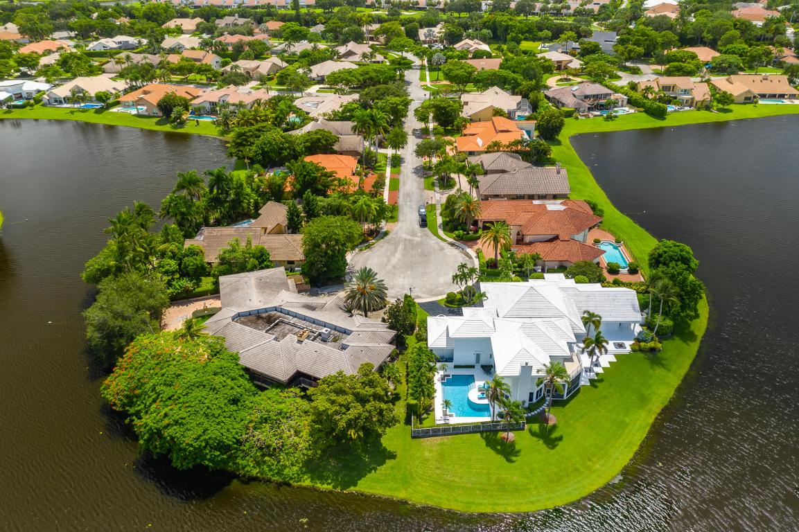 WOODFIELD HUNT CLUB II - Residential