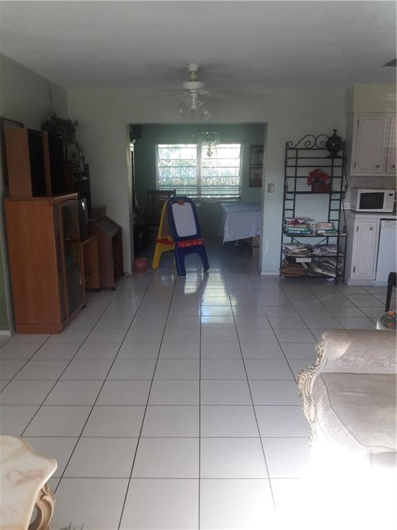 Vanguard Village In The - Residential