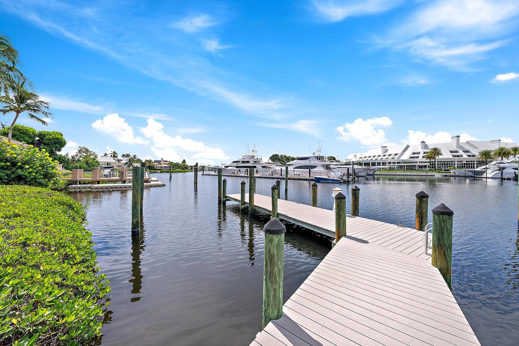 Admirals Cove - Residential