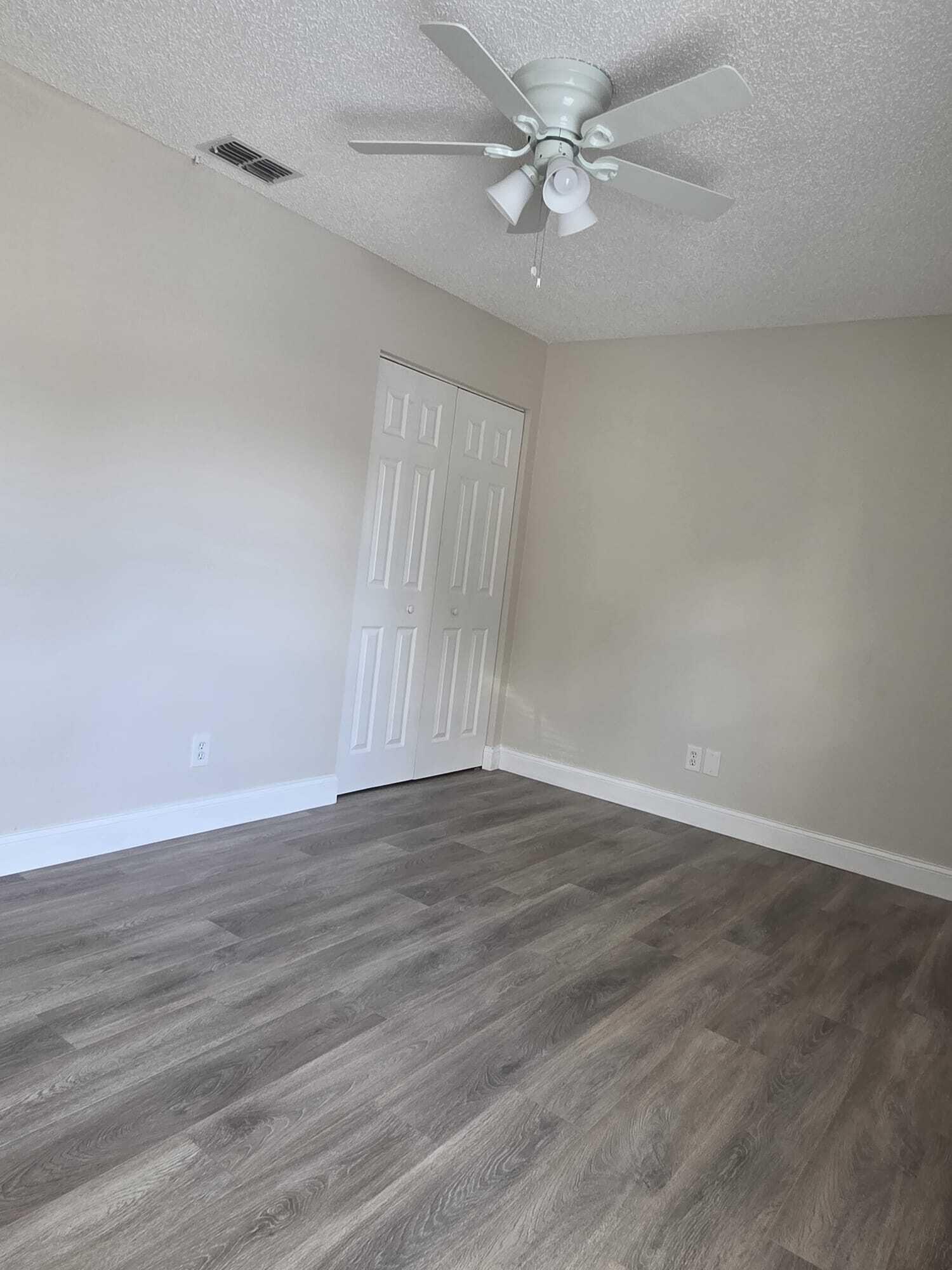 ROYAL FOREST TOWNHOUSES - Residential Lease