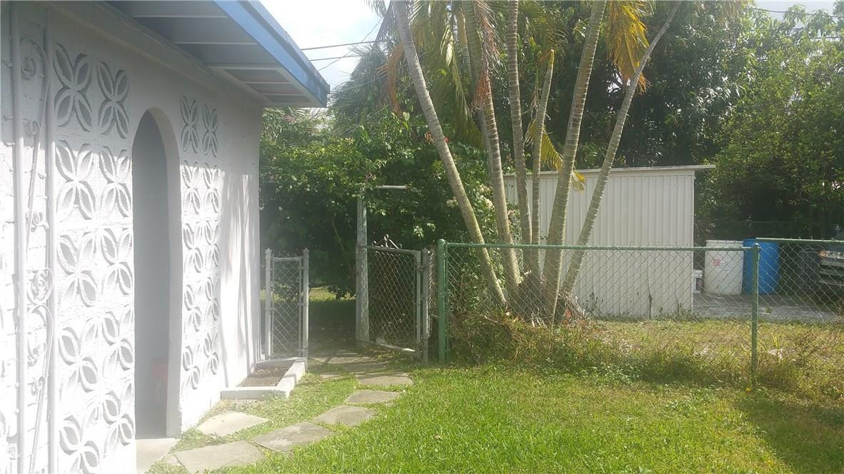 Cresthaven 2 34-49 B - Residential