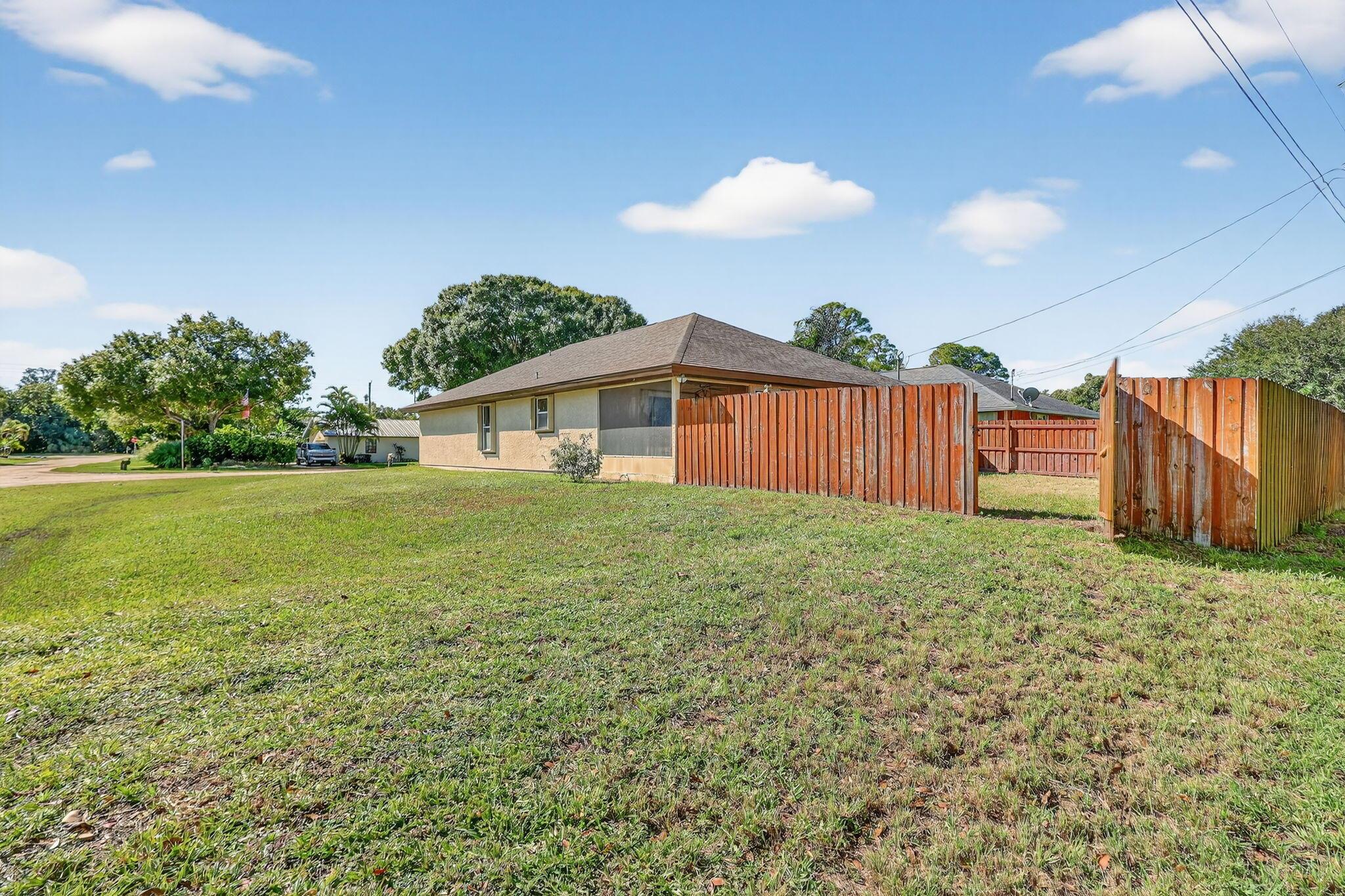 VERO BEACH HOMESITES UNIT - Residential