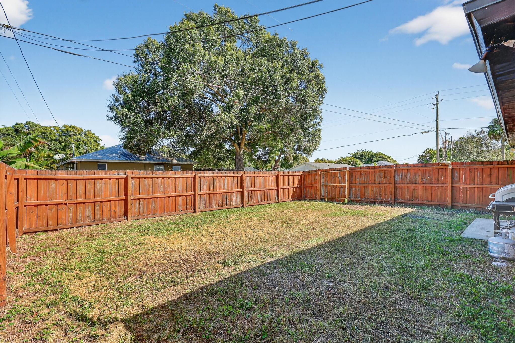 VERO BEACH HOMESITES UNIT - Residential