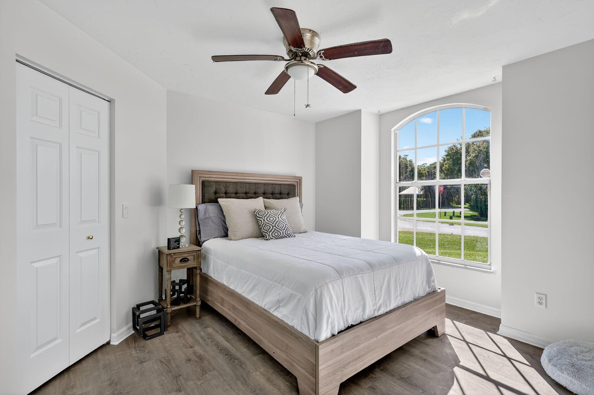 VERO BEACH HOMESITES UNIT - Residential