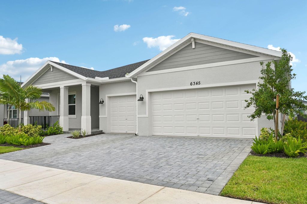 Photo of 6345 Cloverdale Avenue, Port Saint Lucie, FL 34987 (MLS # R11063838)