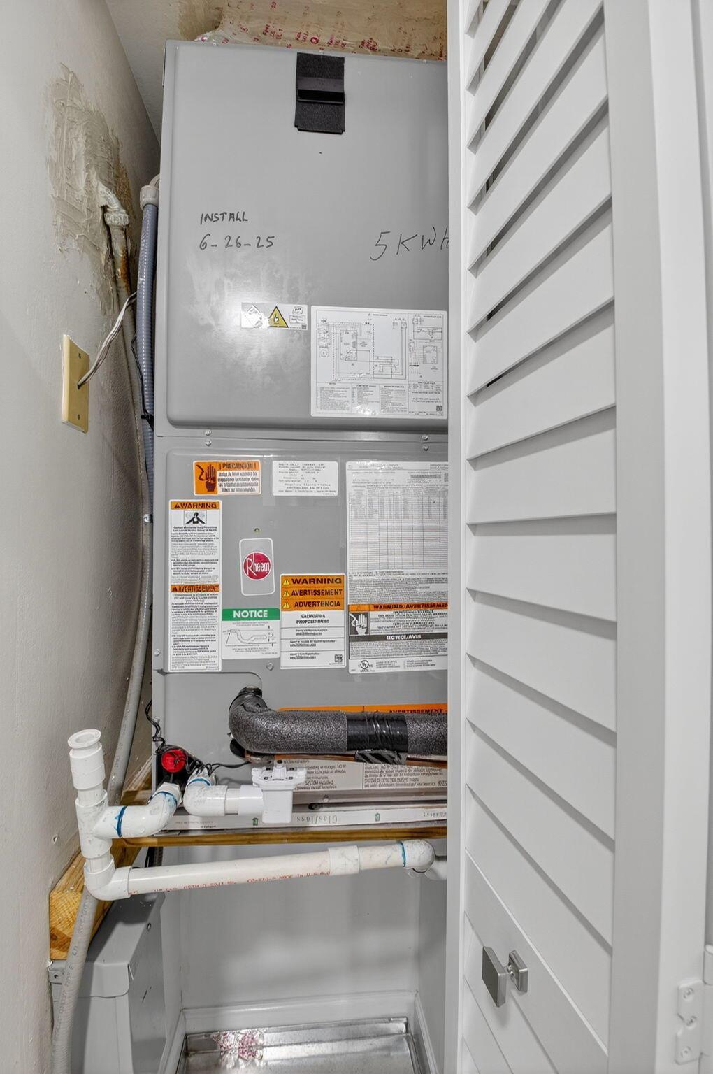 BARWOOD CONDO - Residential