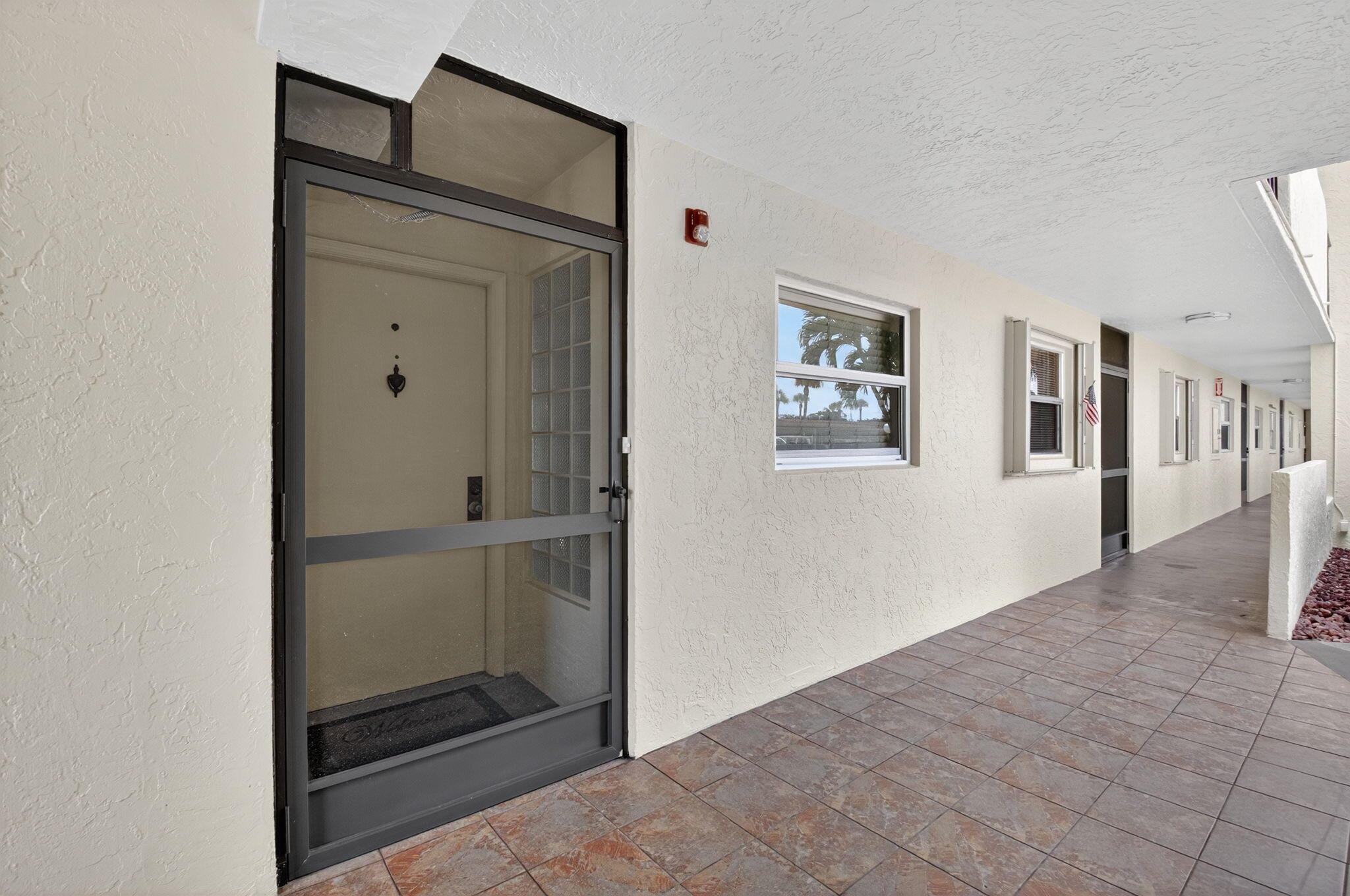 View photos, virtual tours, details... 23279 Barwood Lane 105