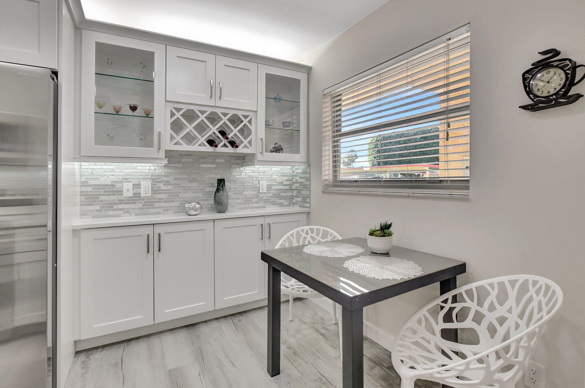 BARWOOD CONDO - Residential