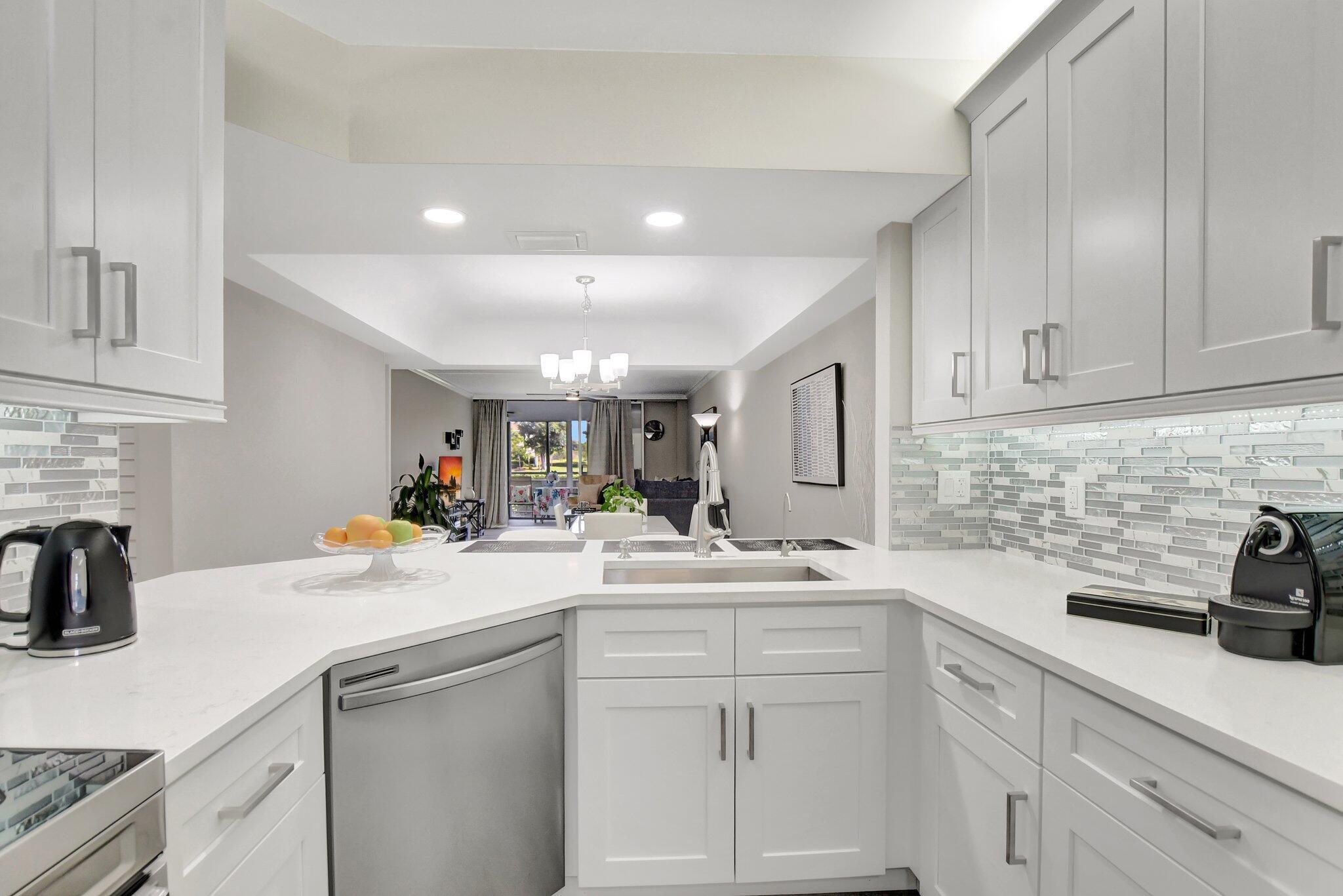 BARWOOD CONDO - Residential