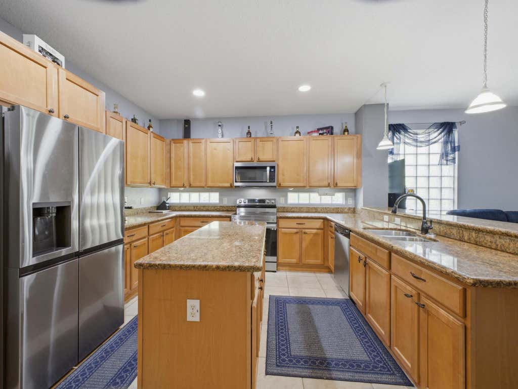Photo of 6906 ALISO Avenue, West Palm Beach, FL 33413 (MLS # B26053439)