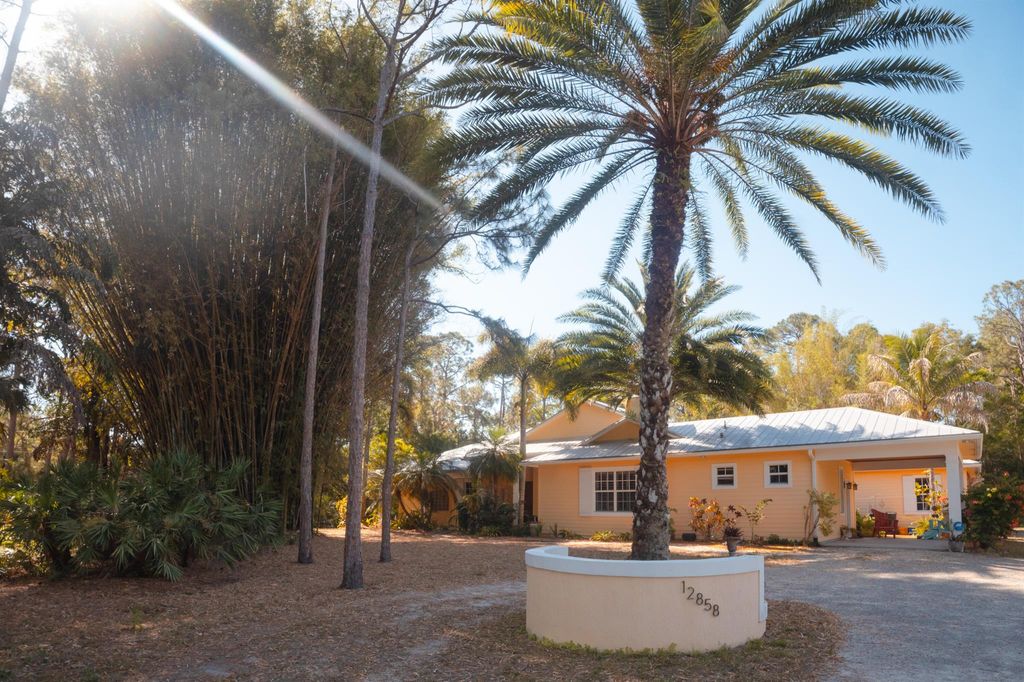 Photo of 12858 153rd Court N, Jupiter, FL 33478 (MLS # R11051574)