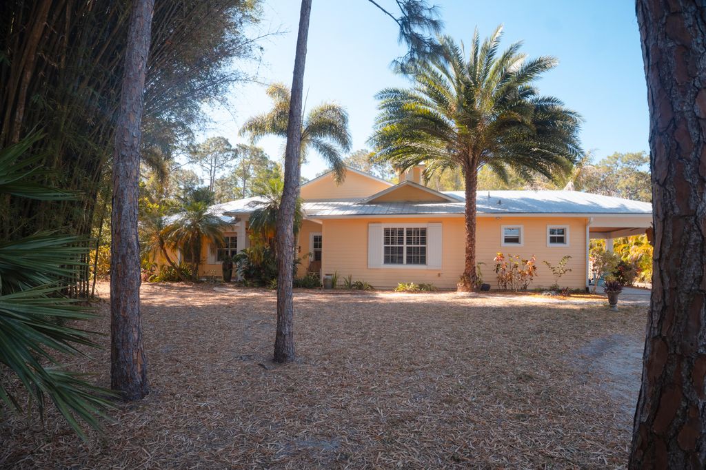 Photo of 12858 153rd Court N, Jupiter, FL 33478 (MLS # R11051574)