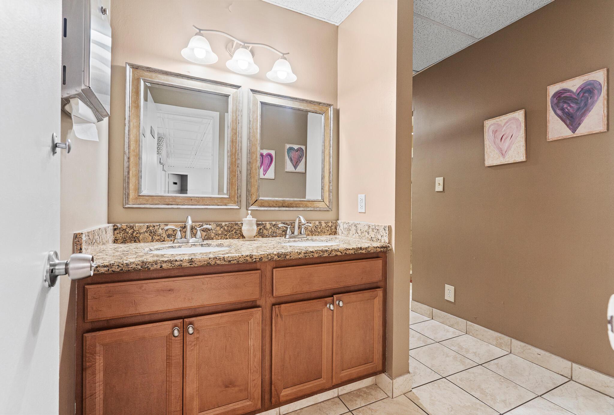 TIERRA DEL SOL CONDO - Residential