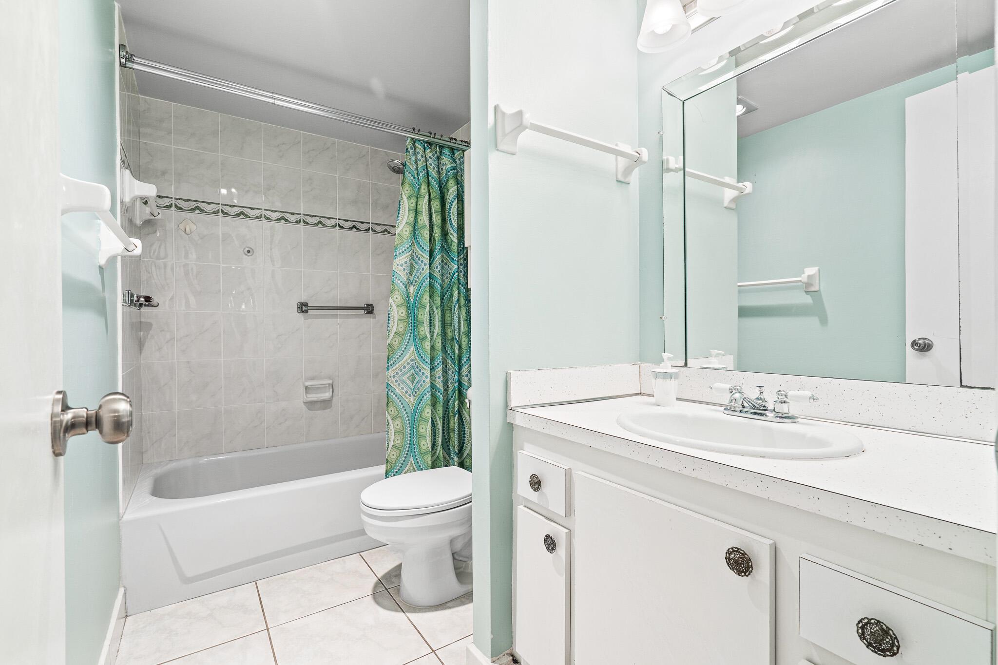 TIERRA DEL SOL CONDO - Residential