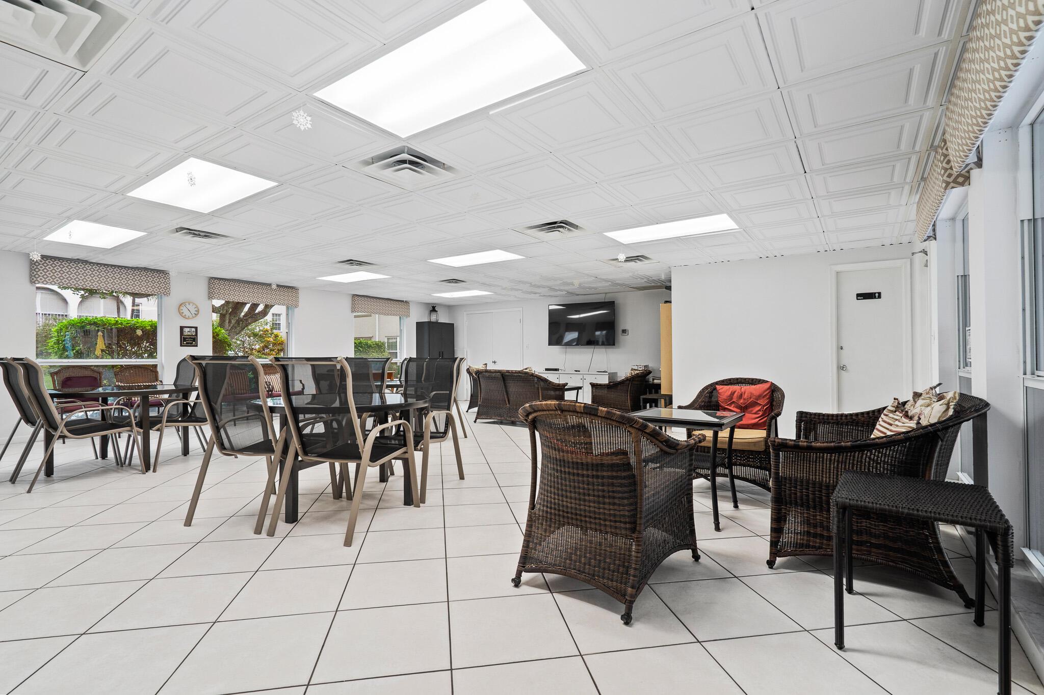 TIERRA DEL SOL CONDO - Residential