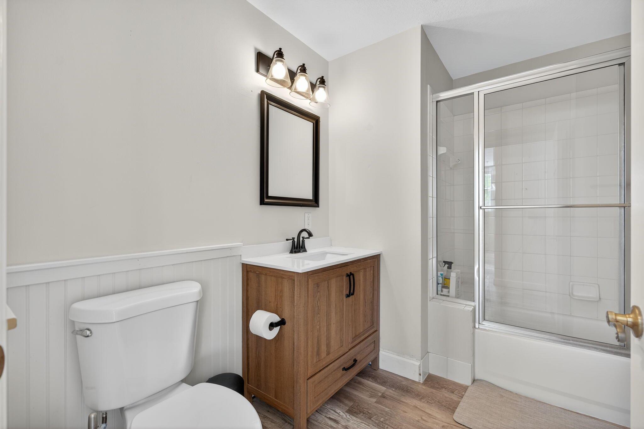 1200 Town Center Drive 330, Jupiter, FL, 33458/$324,500 4 1200 Town Center Drive 330