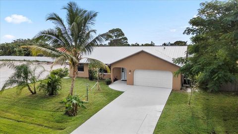 A home in Port St Lucie