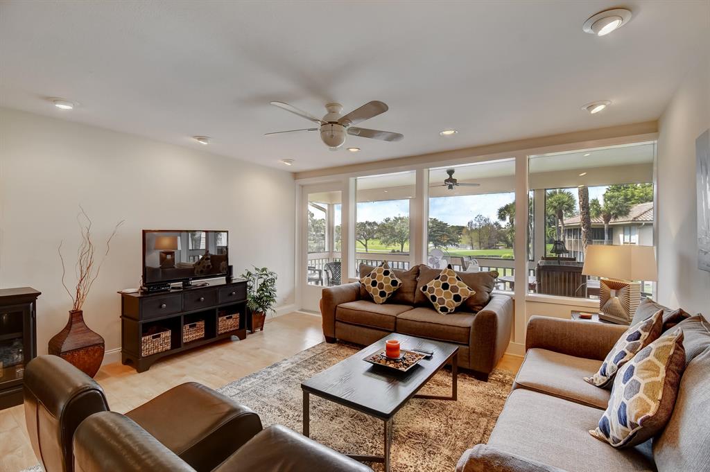 QUAIL HOLLOW CONDO - Residential