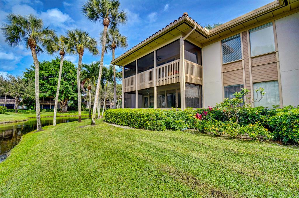 QUAIL HOLLOW CONDO - Residential