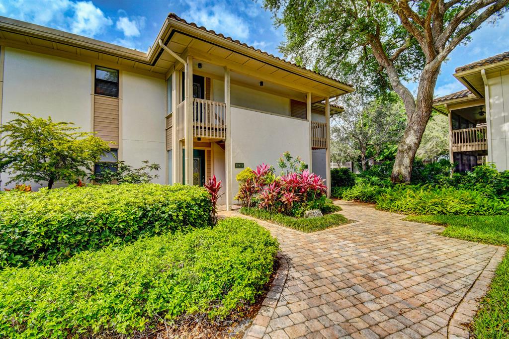 QUAIL HOLLOW CONDO - Residential