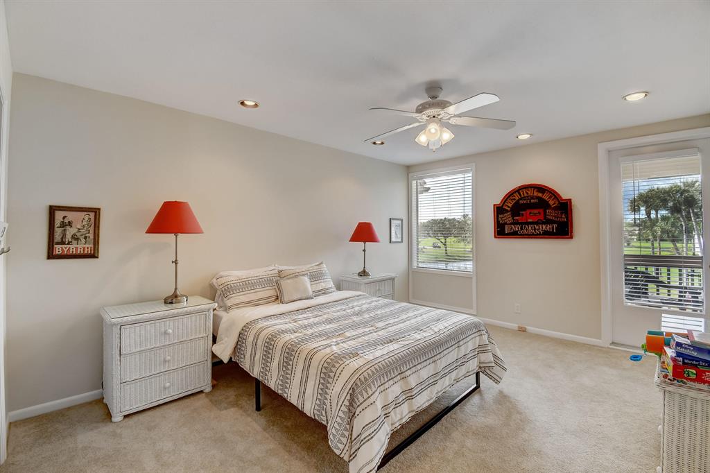 QUAIL HOLLOW CONDO - Residential