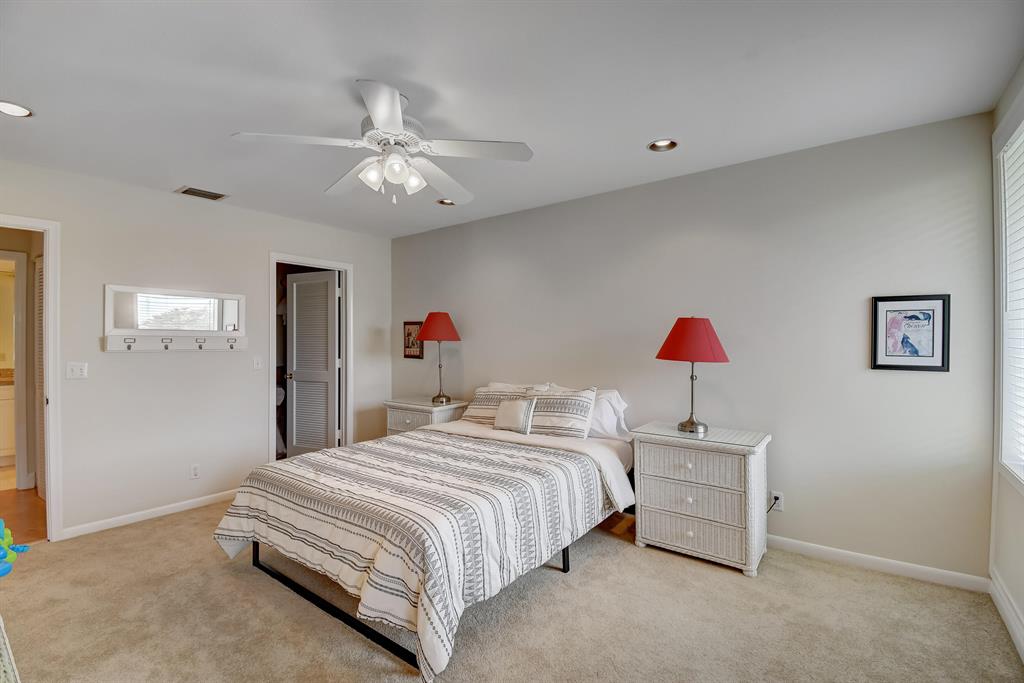 QUAIL HOLLOW CONDO - Residential