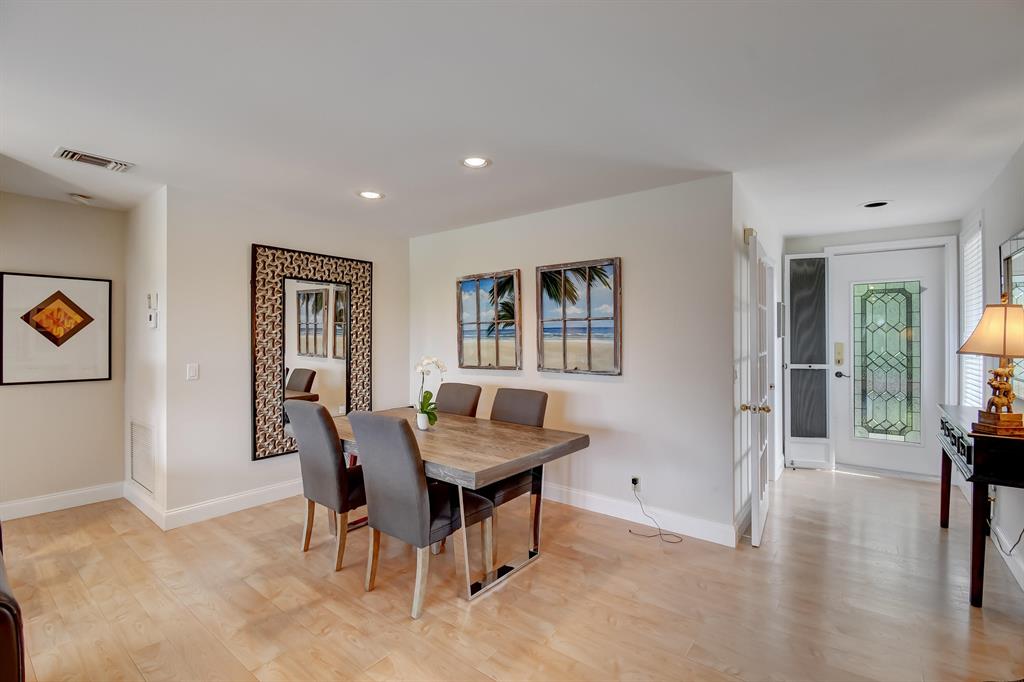 QUAIL HOLLOW CONDO - Residential