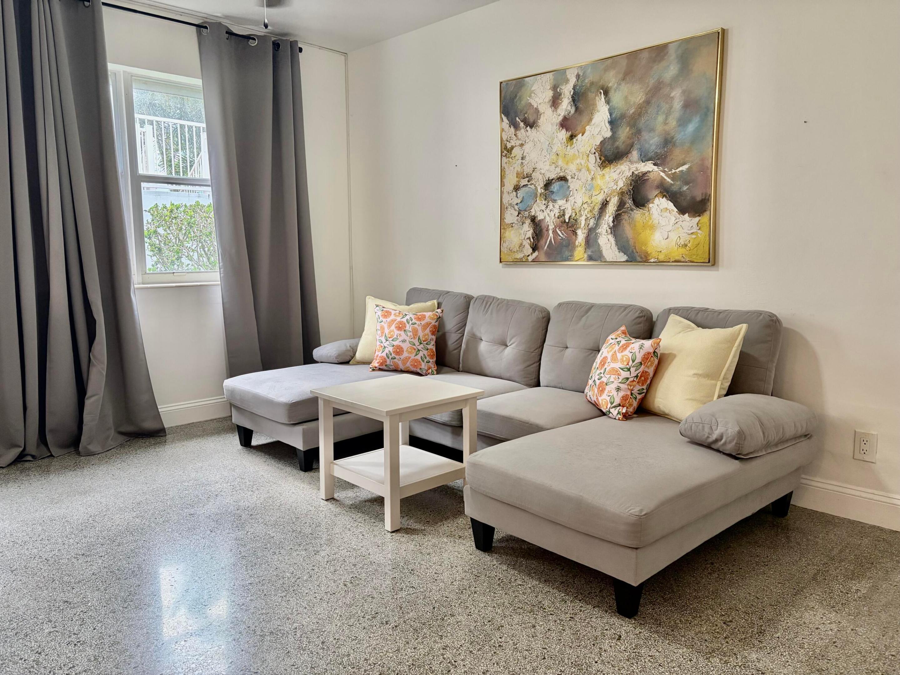 BEACH BREEZE APTS CO-OP - Residential