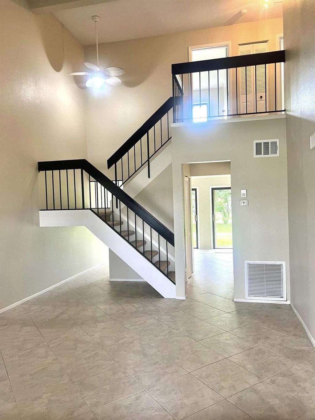 Photo of 1542 SE Dewberry Court, Port Saint Lucie, FL 34952 (MLS # R11010986)