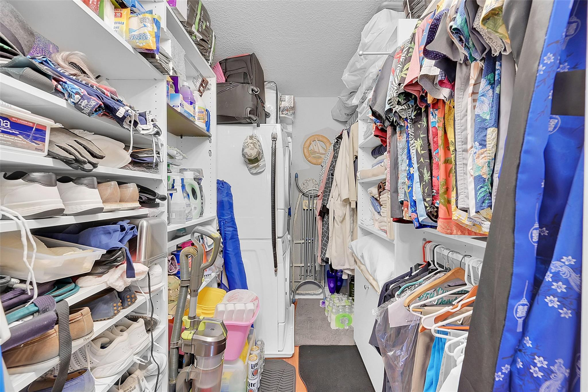 Manor Grove II - Residential