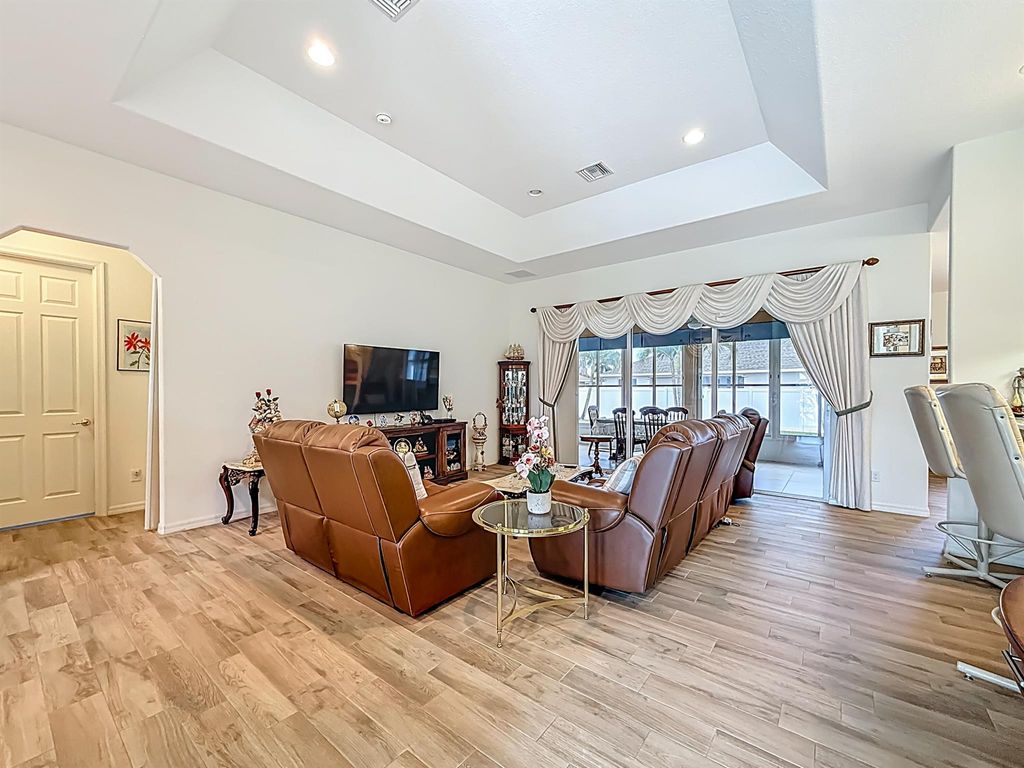 Photo of 633 SE Dean Terrace, Port Saint Lucie, FL 34984 (MLS # R11112112)