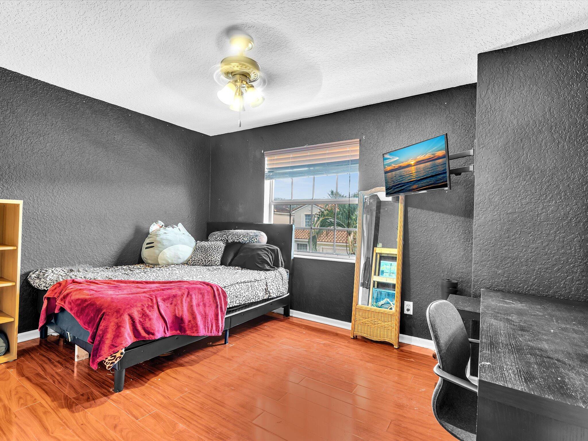 KENSINGTON SOUTH - Residential
