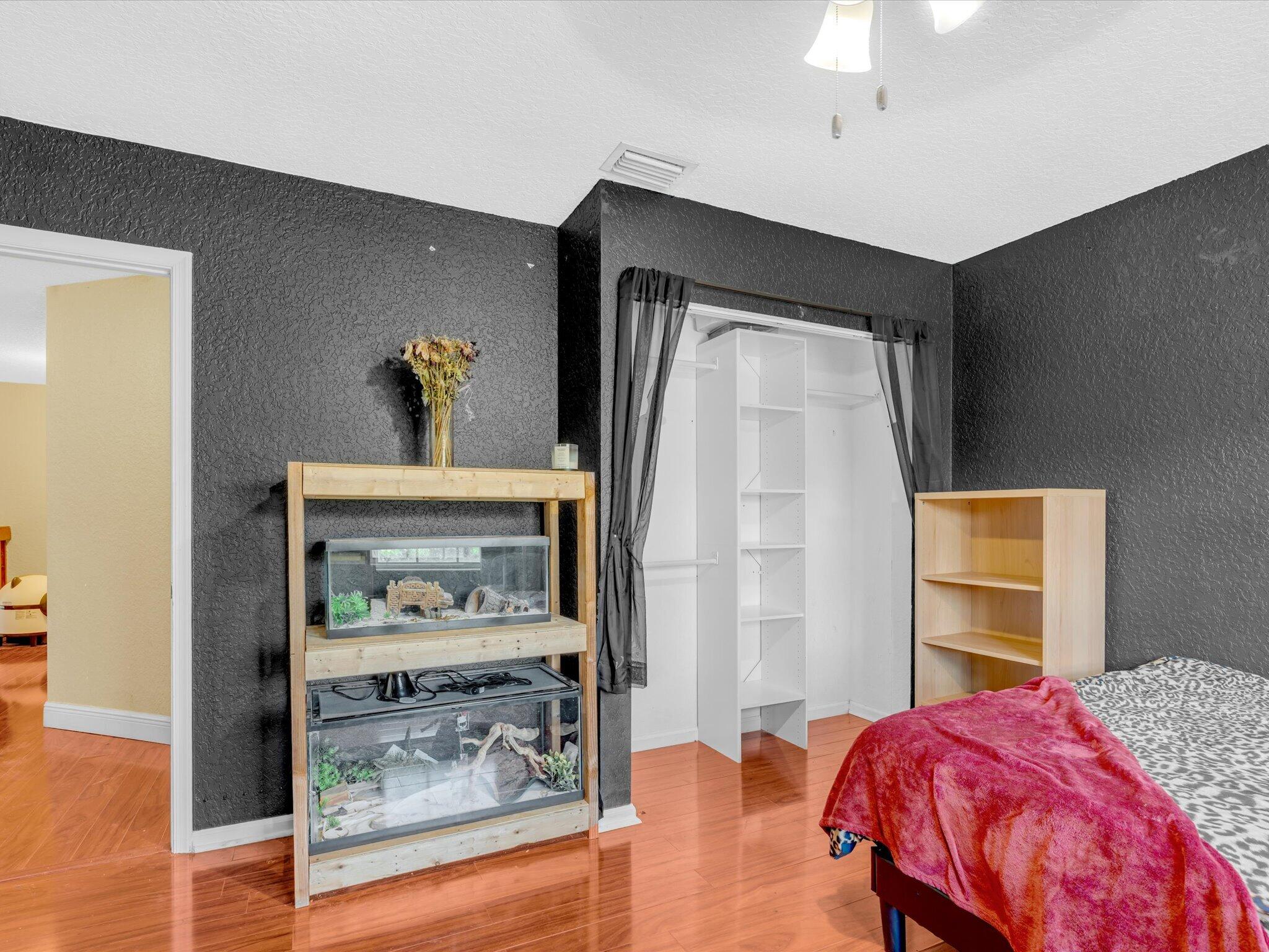 KENSINGTON SOUTH - Residential