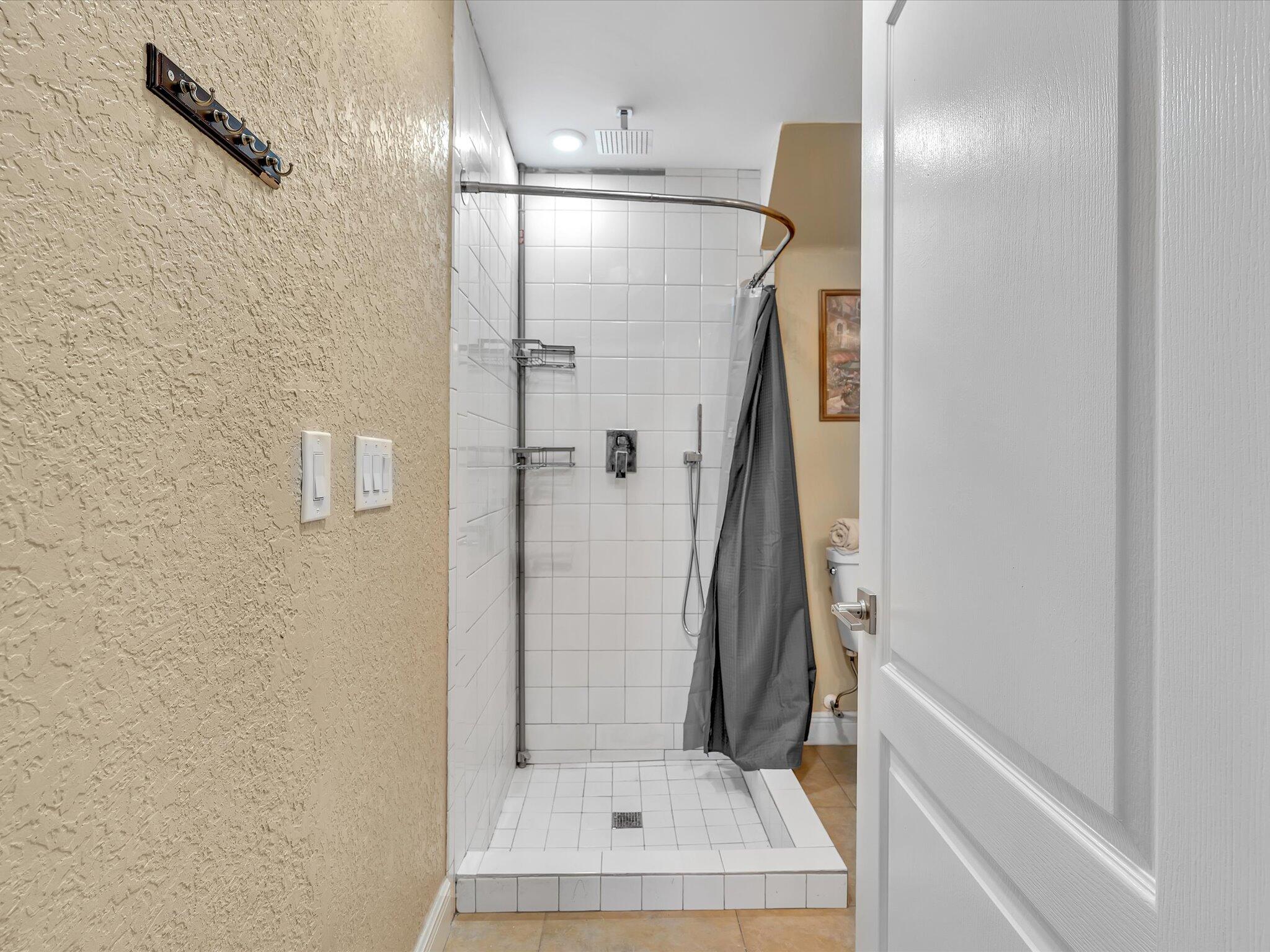 KENSINGTON SOUTH - Residential