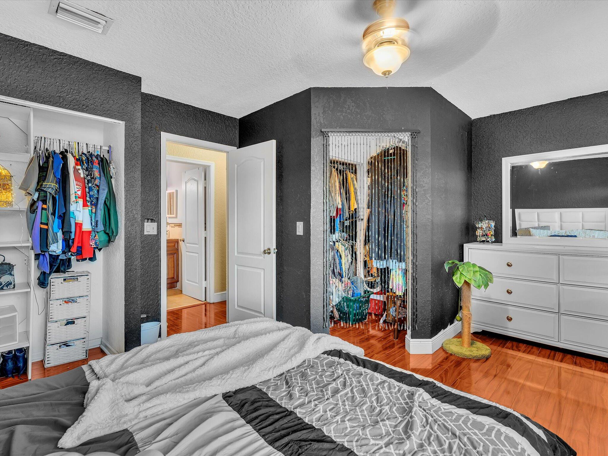 KENSINGTON SOUTH - Residential