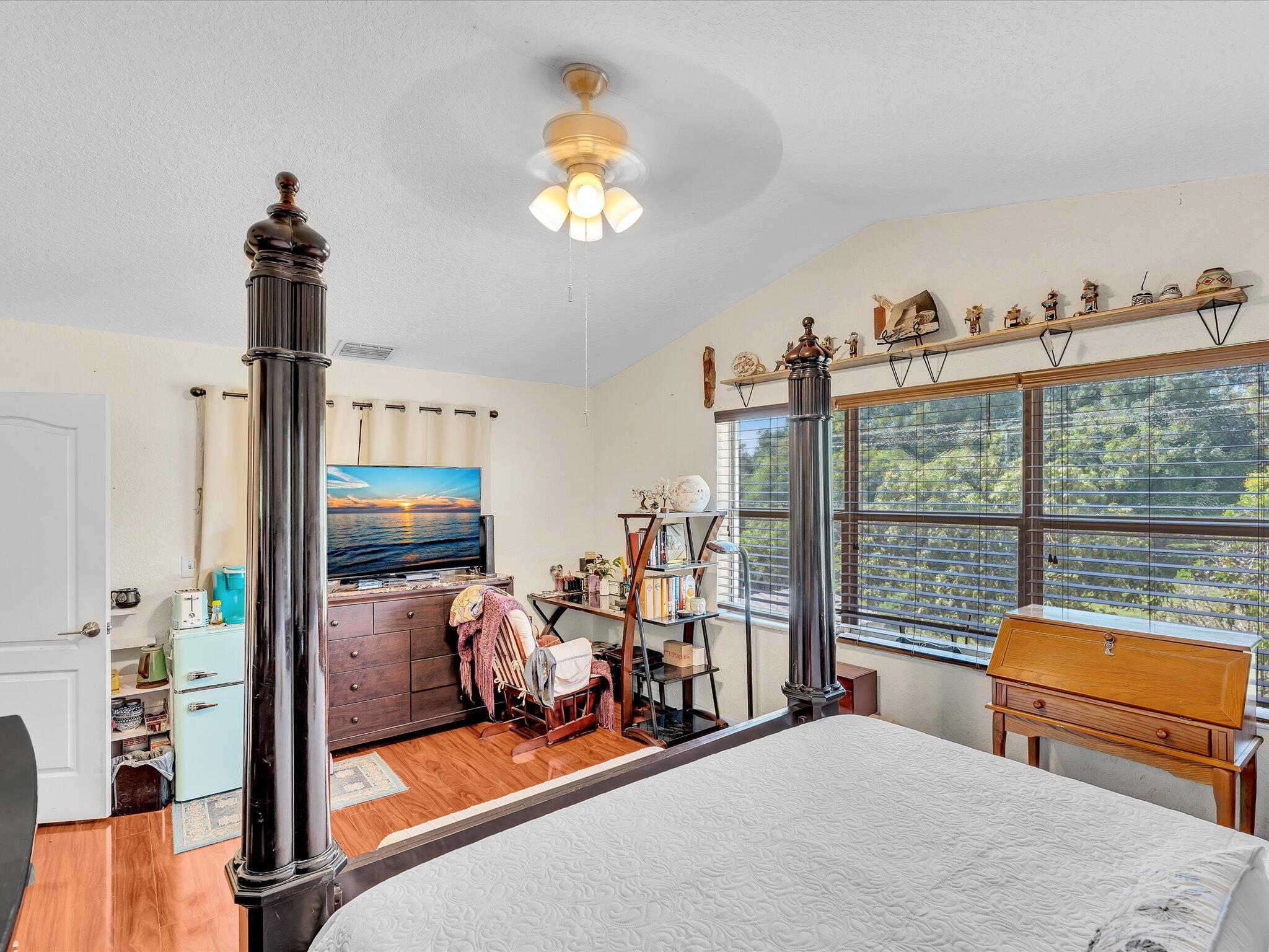KENSINGTON SOUTH - Residential